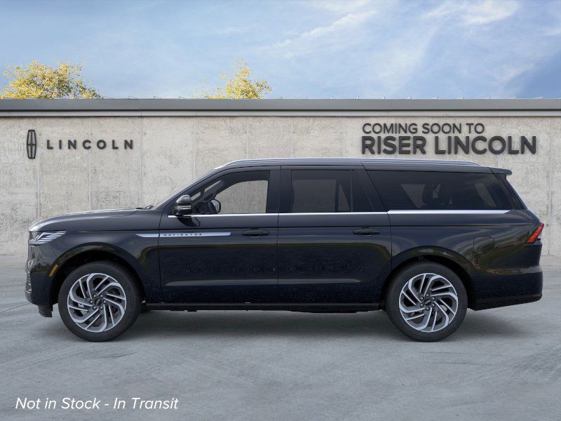 2025 Lincoln Navigator L Reserve photo 3
