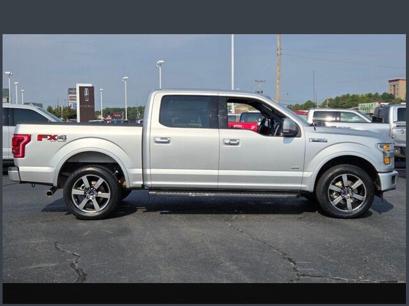 2017 Ford F-150 Lariat photo 2