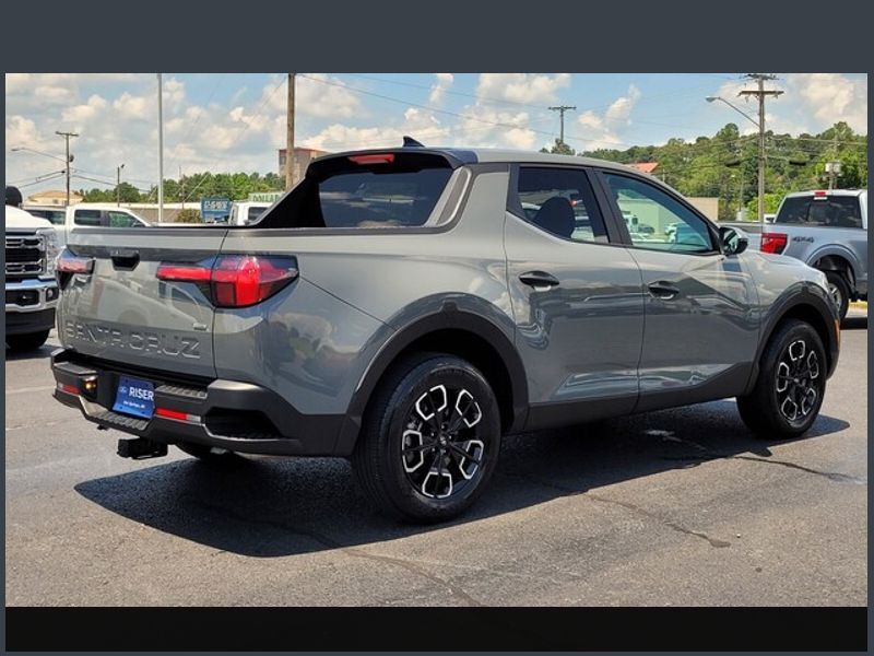 2024 Hyundai Santa Cruz SEL photo 3