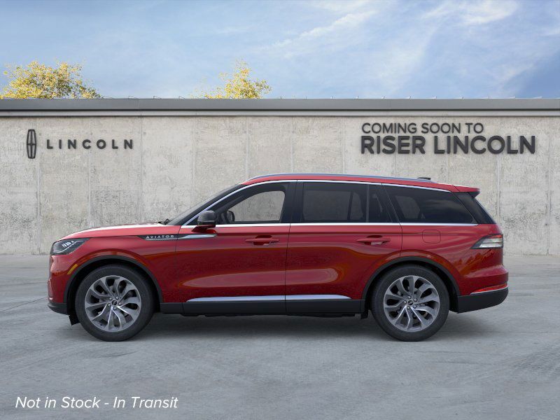 2025 Lincoln Aviator Premiere photo 2