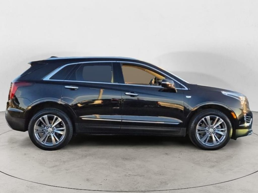 Used 2024 Cadillac XT5 FWD Premium Luxury Sport Utility