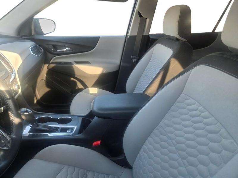2020 Chevrolet Equinox LT photo 4