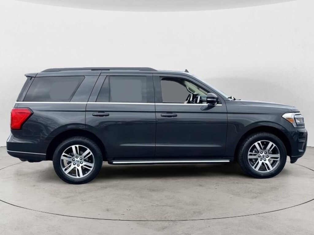 Used 2022 Ford Expedition XLT Sport Utility