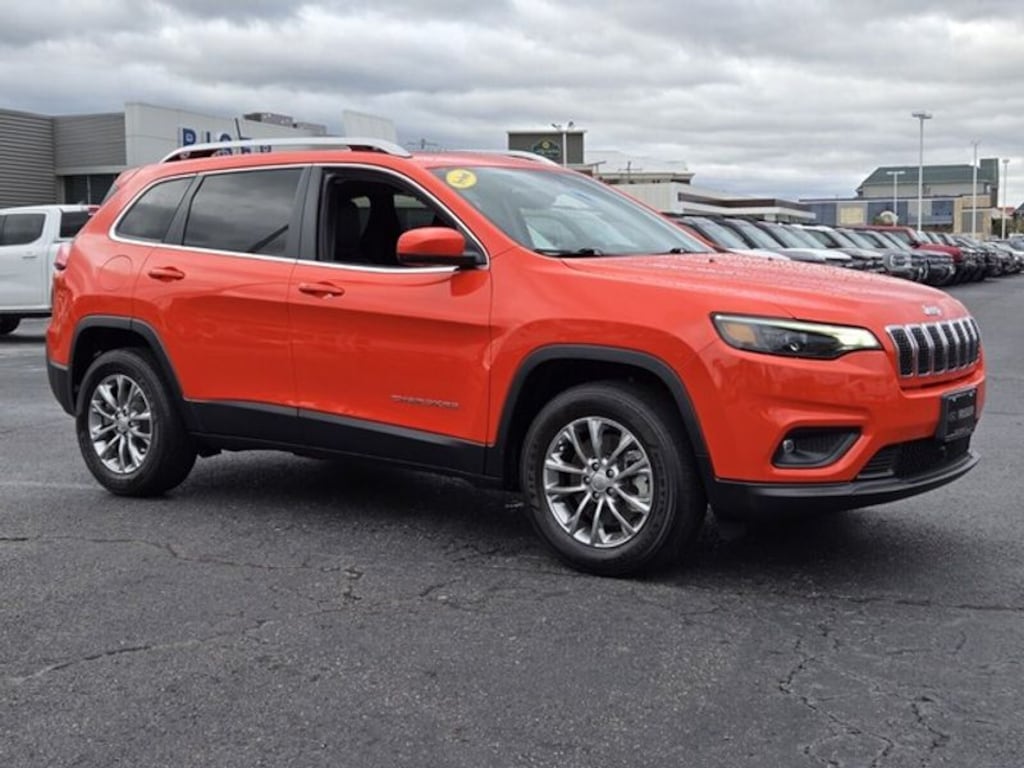 Used 2021 Jeep Cherokee Latitude Plus Sport Utility