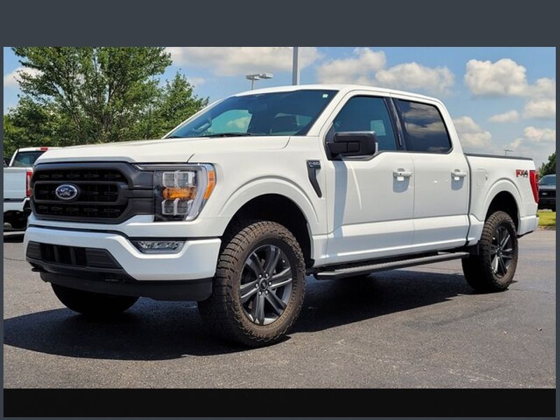 2023 Ford F-150 XLT photo 4