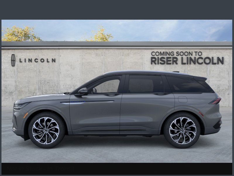 2025 Lincoln Nautilus Reserve photo 3