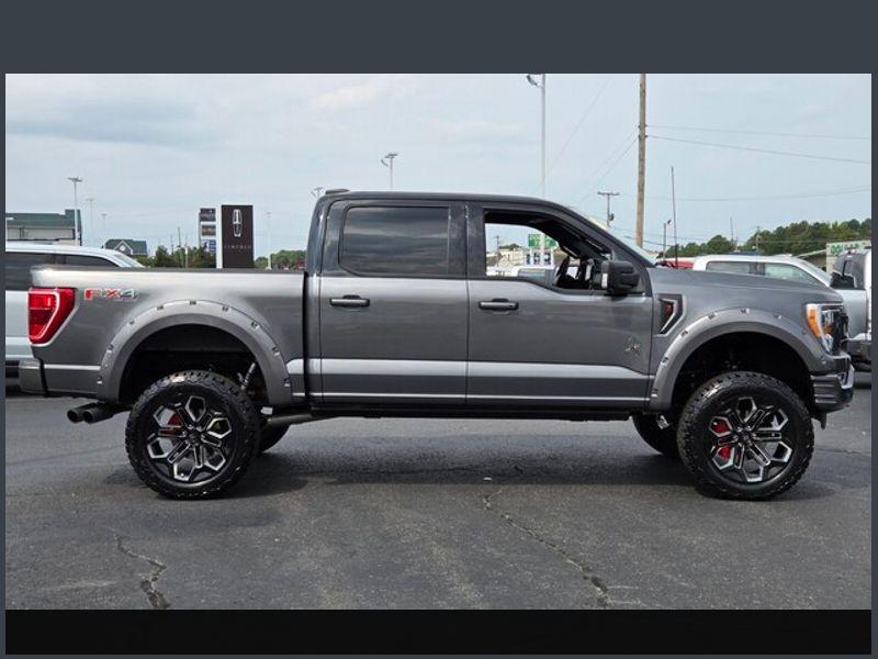 2023 Ford F-150 XLT photo 2