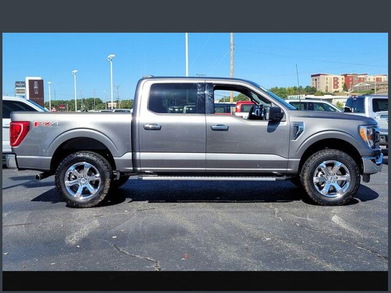 2022 Ford F-150 XLT photo 2
