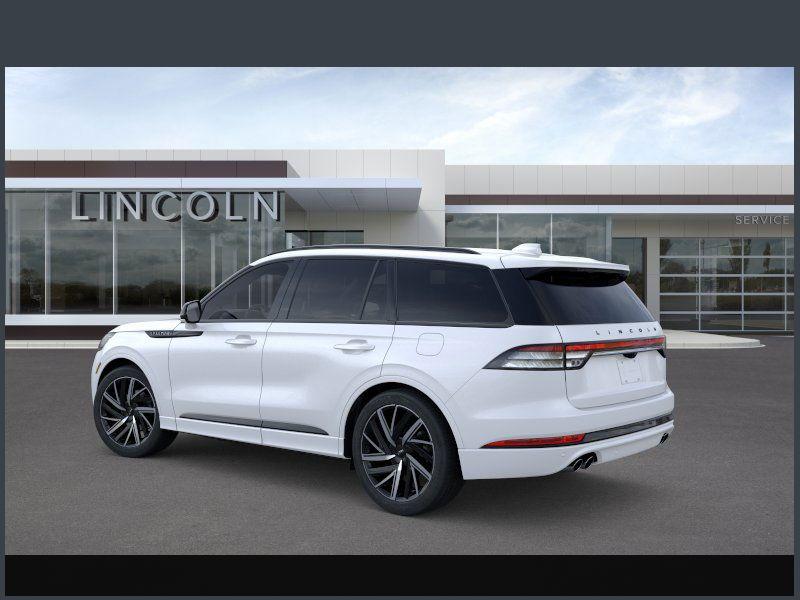 2025 Lincoln Aviator Black Label photo 4