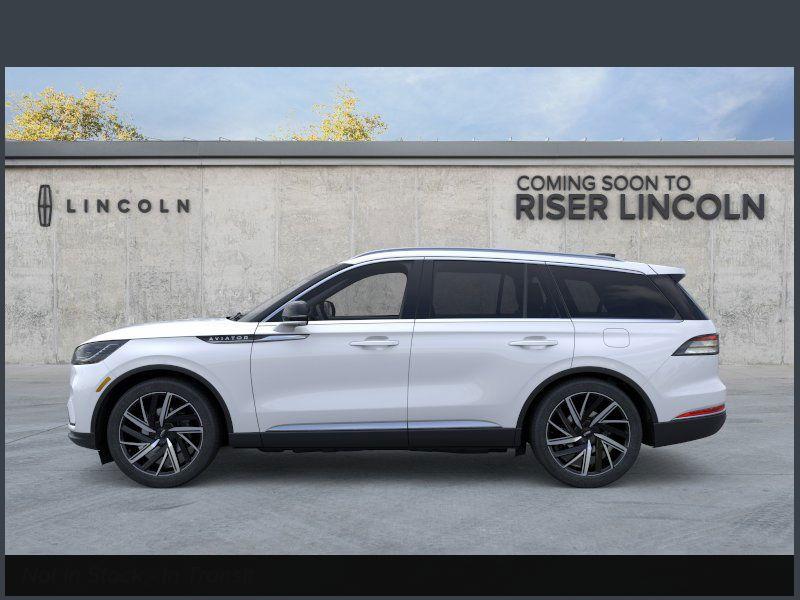 2025 Lincoln Aviator Reserve photo 2