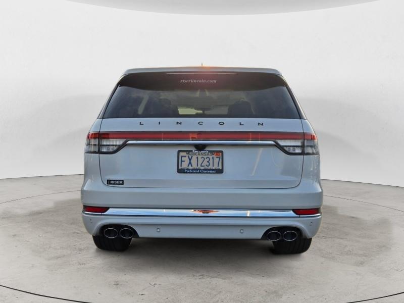 2023 Lincoln Aviator Black Label photo 4