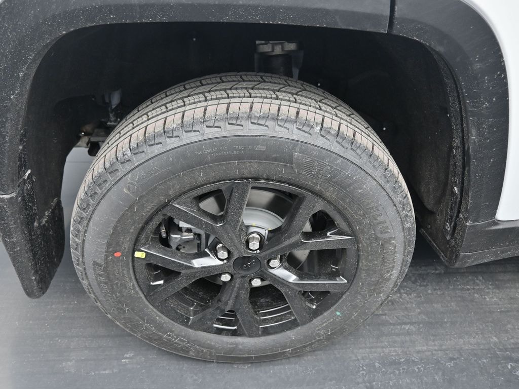 New 2025 Jeep Grand Cherokee Altitude X Sport Utility