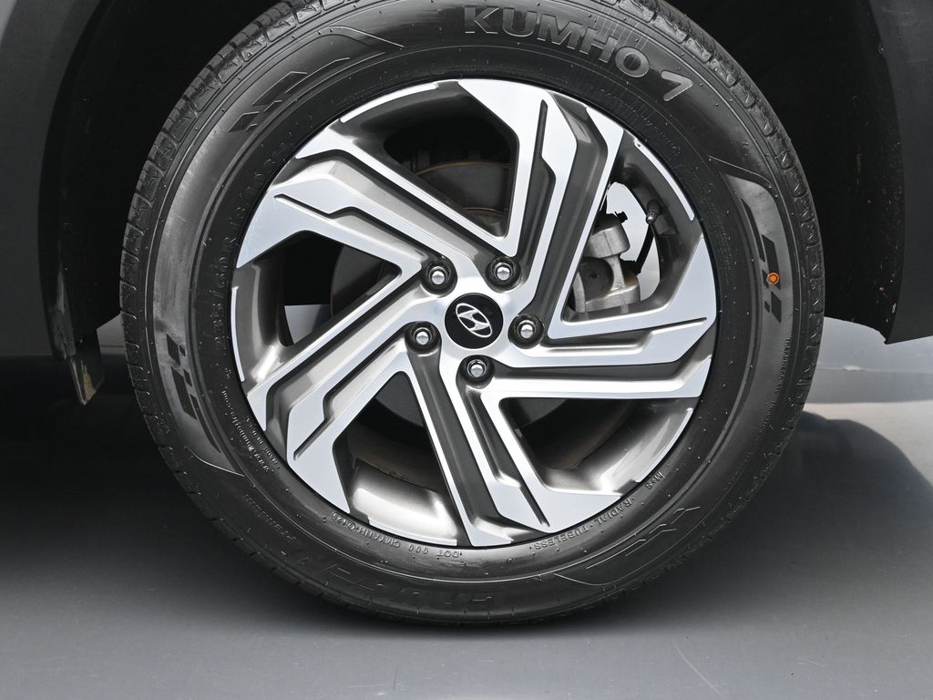 2021 Hyundai Santa Fe SEL photo 2