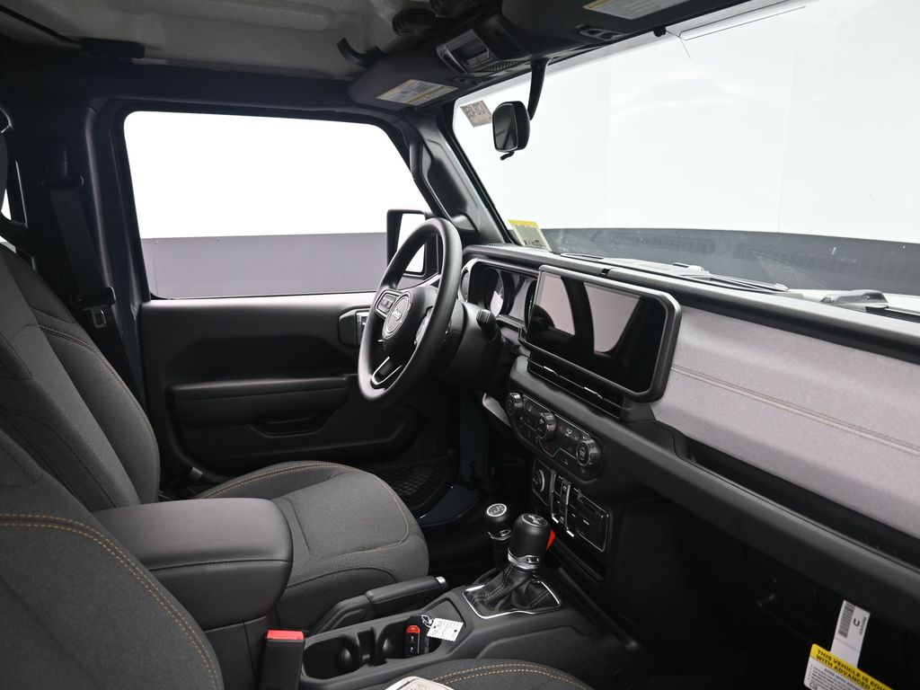 2025 Jeep Wrangler Sport photo 4