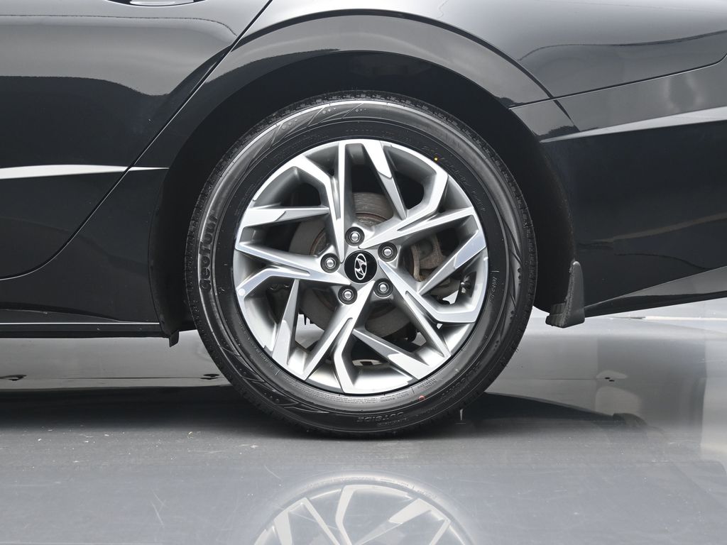 2023 Hyundai Sonata SEL photo 2