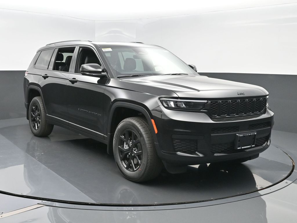 2025 Jeep Grand Cherokee L Altitude's photo