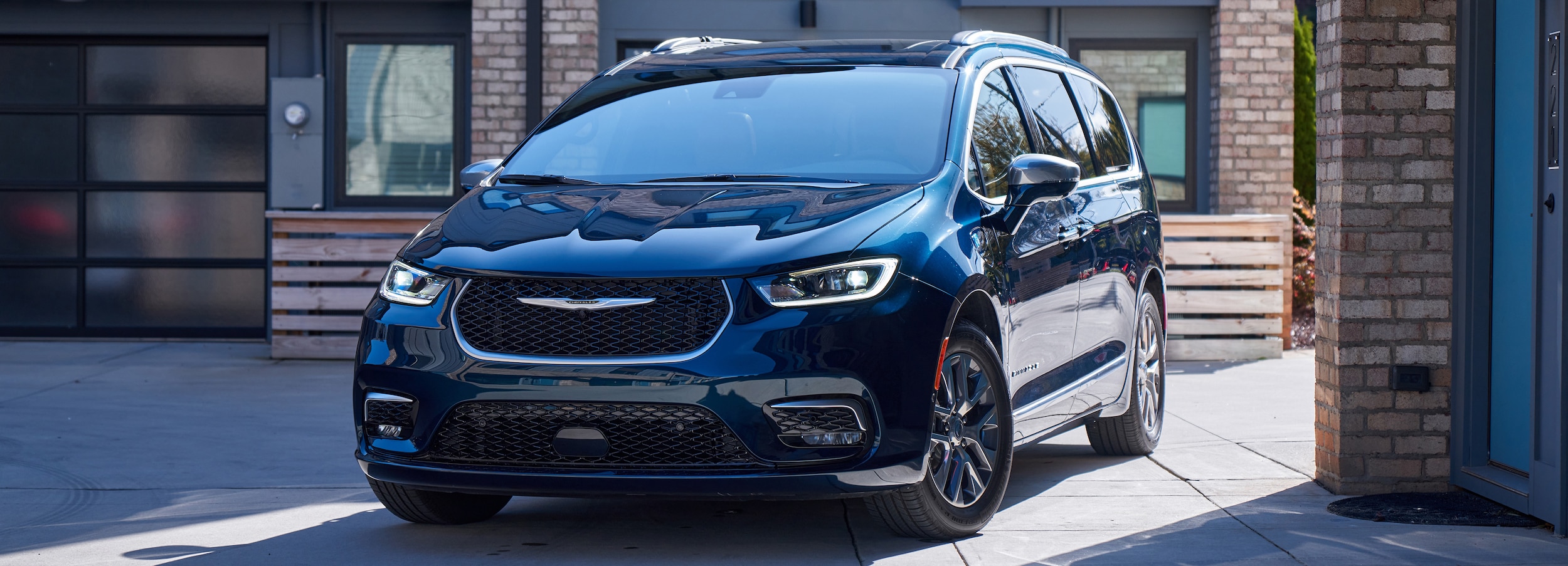 2023 Chrysler Pacifica Plug-In Hybrid