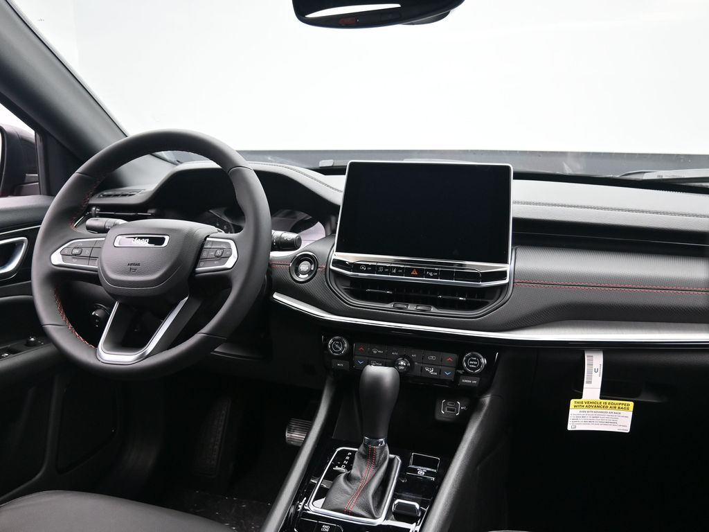 2026 Jeep Compass Trailhawk Sport photo 3