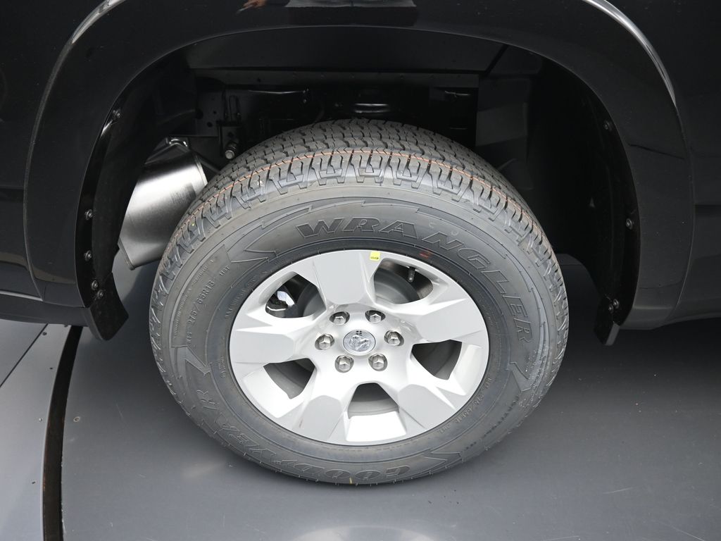 2026 Ram 1500 Big Horn photo 2