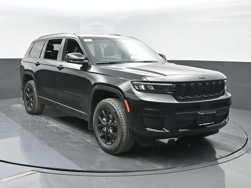 2025 Jeep Grand Cherokee L Altitude's photo