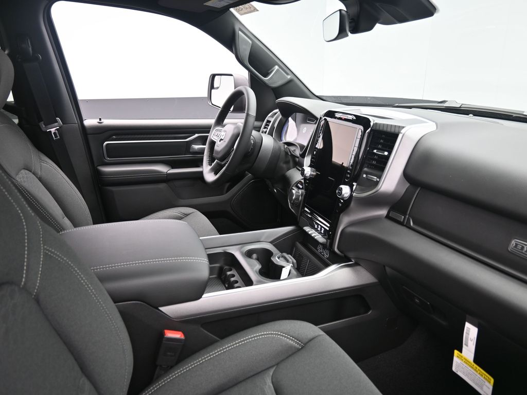 2026 Ram 1500 Sport photo 4