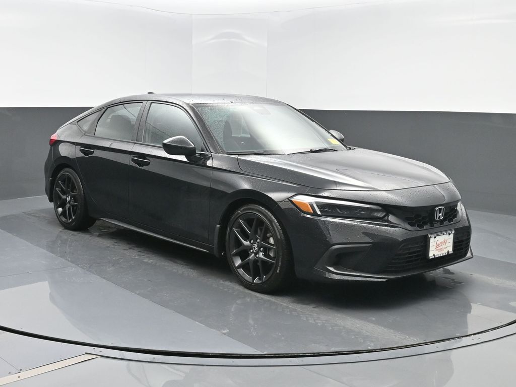 2024 Honda Civic Hatchback Sport's photo