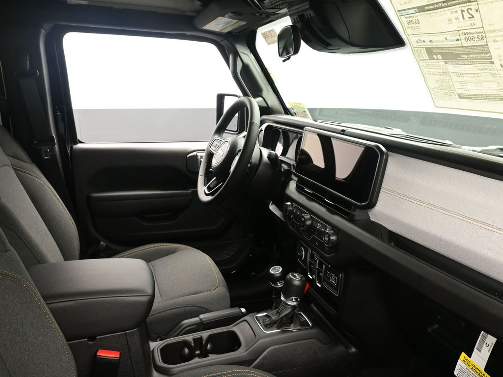 2025 Jeep Wrangler Sport S photo 4