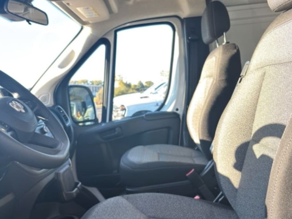 New 2025 Ram Promaster 2500 SLT Cargo Van
