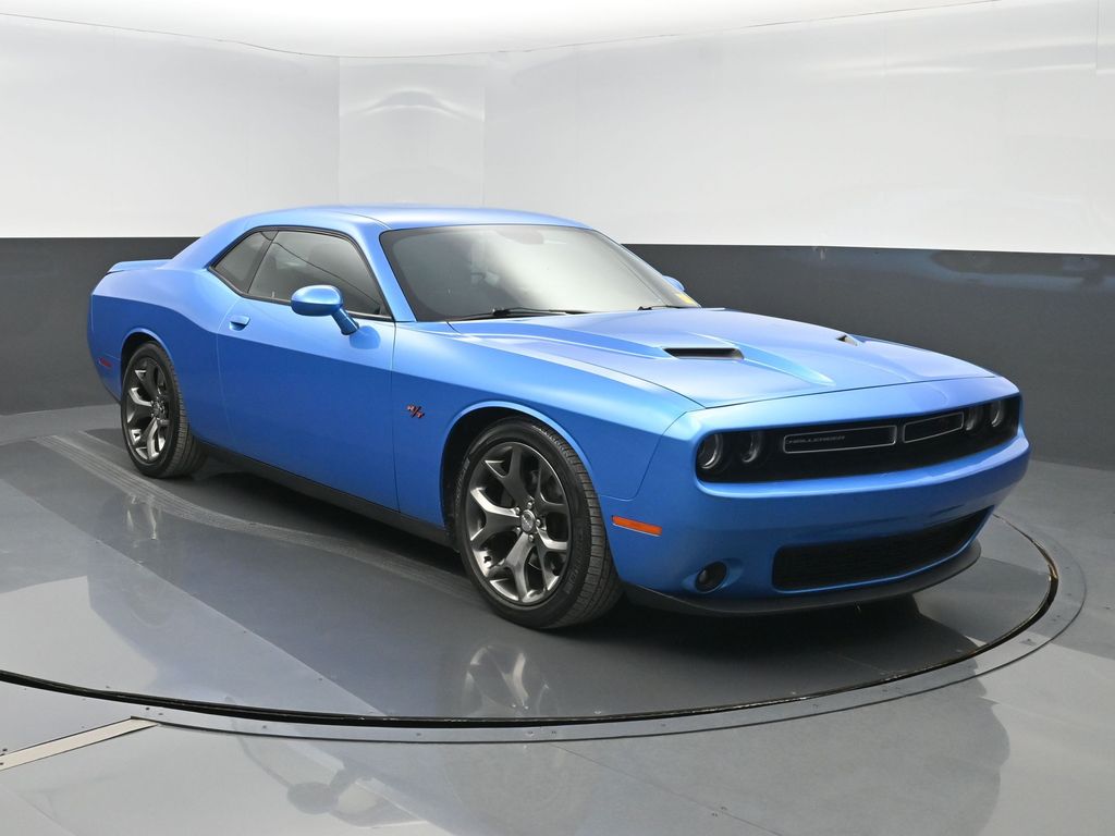 2015 Dodge Challenger R/T's photo