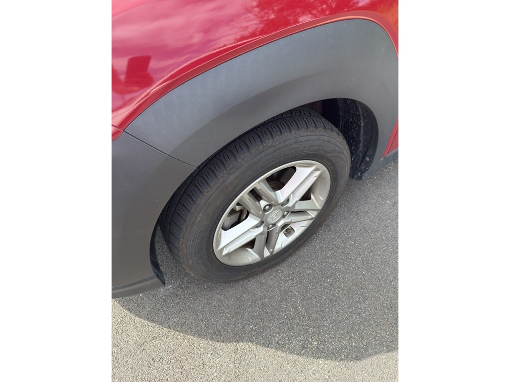 2019 Hyundai Kona SE photo 3