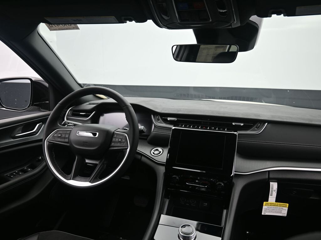 New 2025 Jeep Grand Cherokee Altitude X Sport Utility