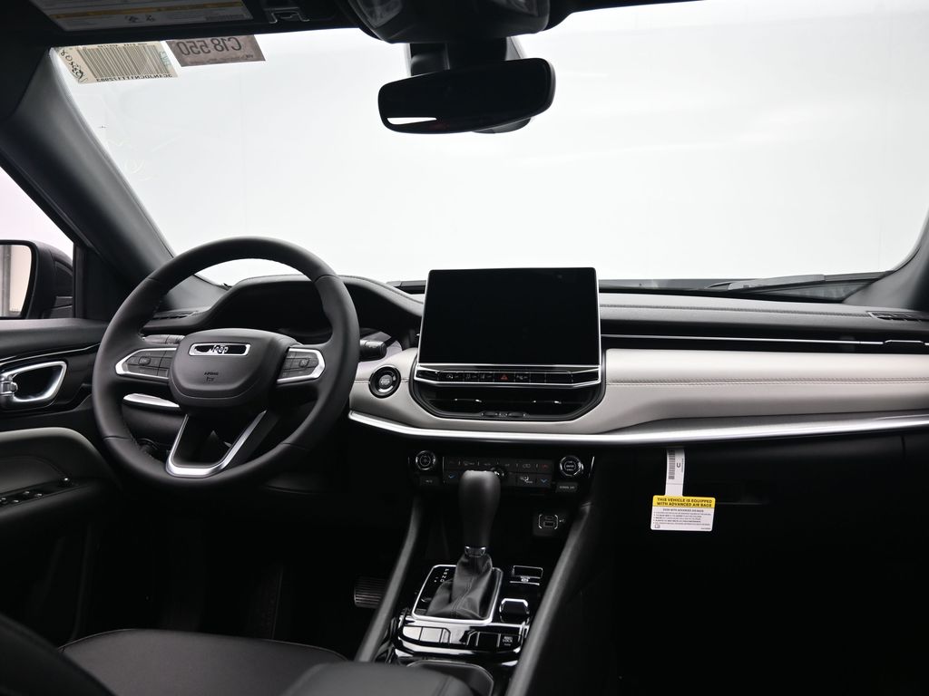 2026 Jeep Compass Limited photo 3