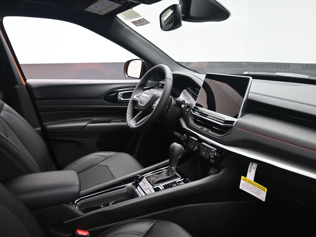 2026 Jeep Compass Trailhawk Sport photo 4