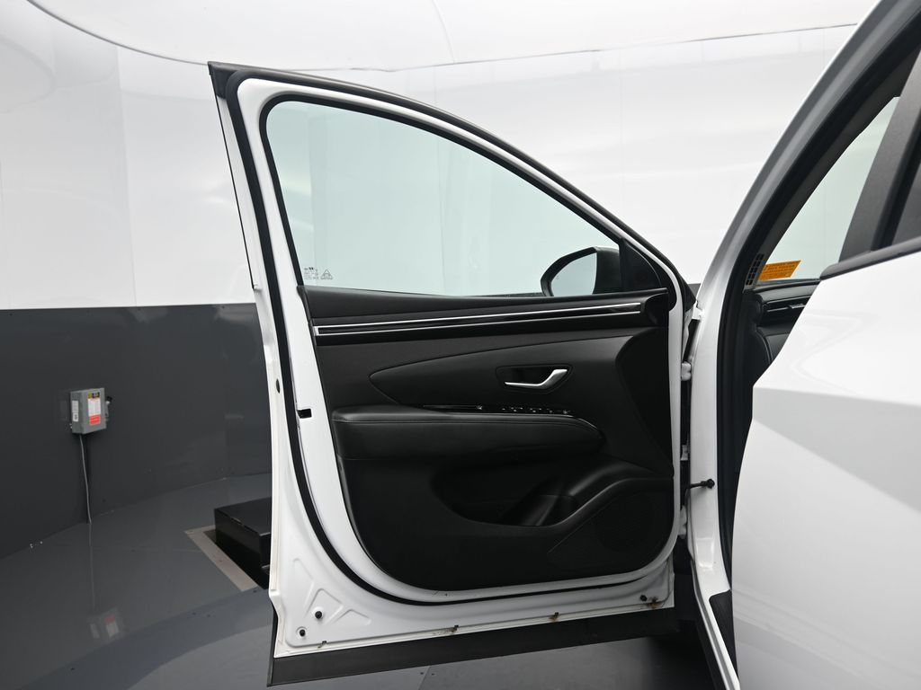2022 Hyundai Tucson SEL Convenience photo 3