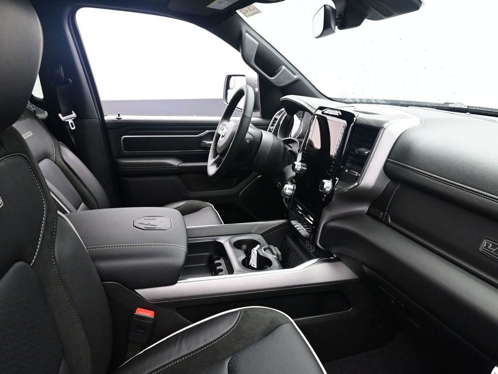 2026 Ram 1500 Laramie photo 4