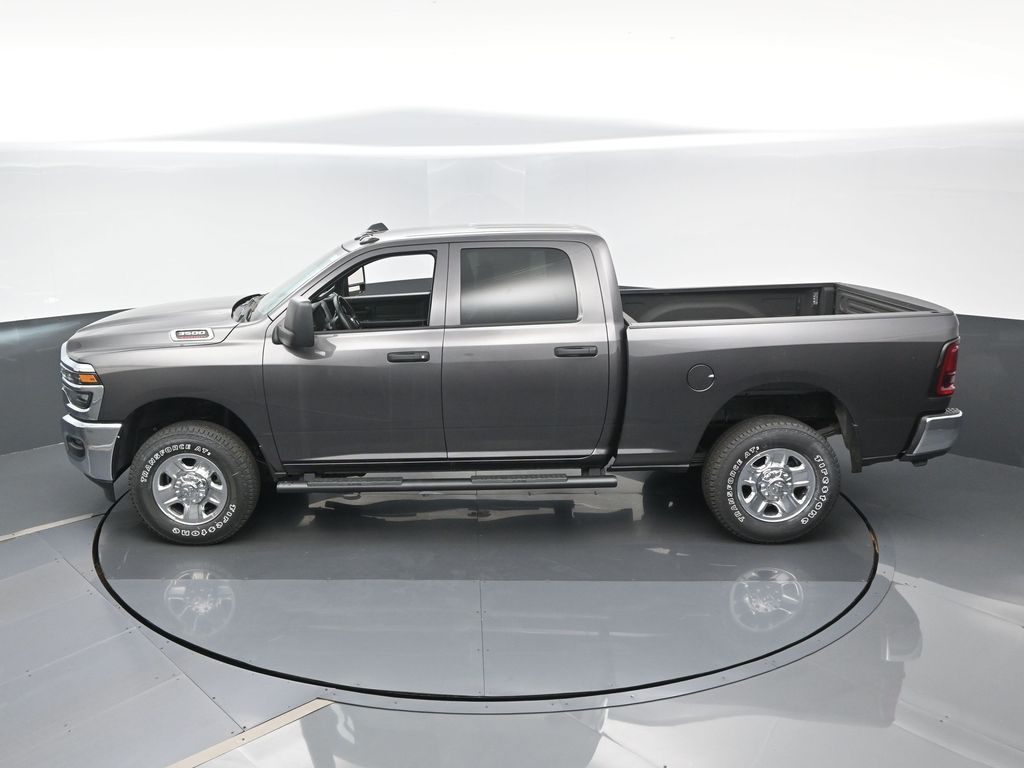 2026 RAM 3500 Tradesman - Photo 11