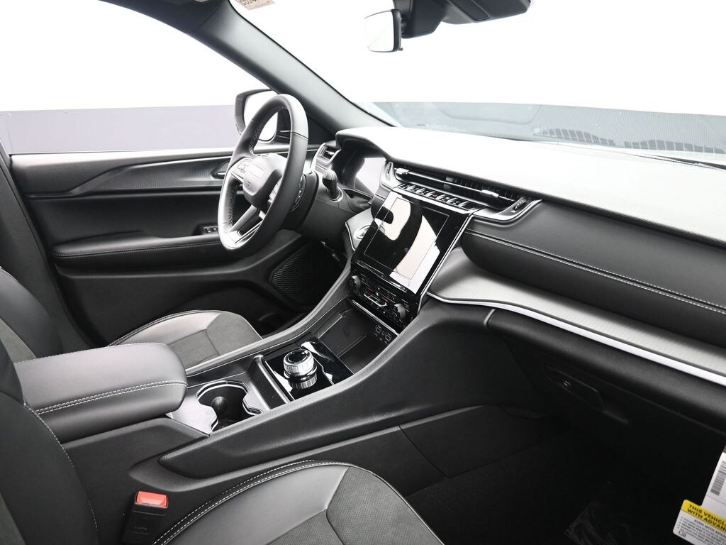 New 2025 Jeep Grand Cherokee Altitude X Sport Utility