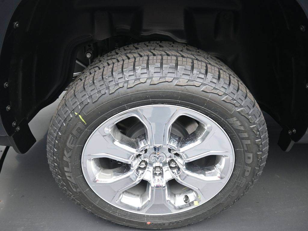 2026 Ram 1500 Big Horn photo 2