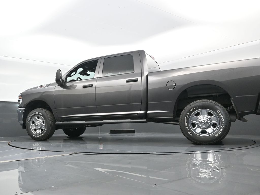 2026 RAM 3500 Tradesman - Photo 30