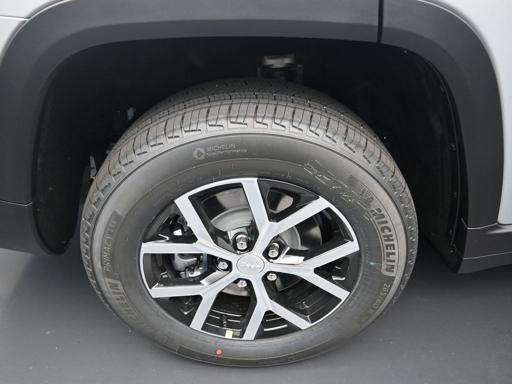 New 2025 Jeep Grand Cherokee L Limited Sport Utility