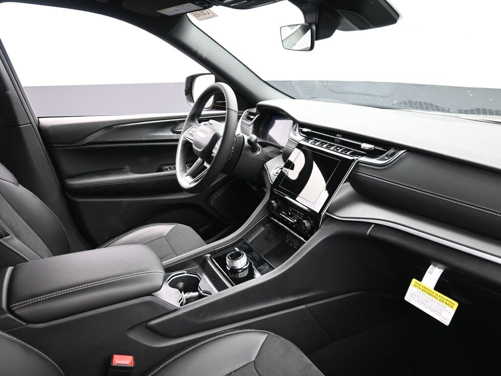 New 2025 Jeep Grand Cherokee Altitude X Sport Utility