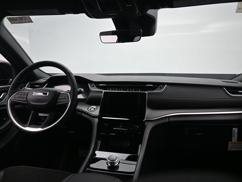 New 2025 Jeep Grand Cherokee L Altitude X Sport Utility