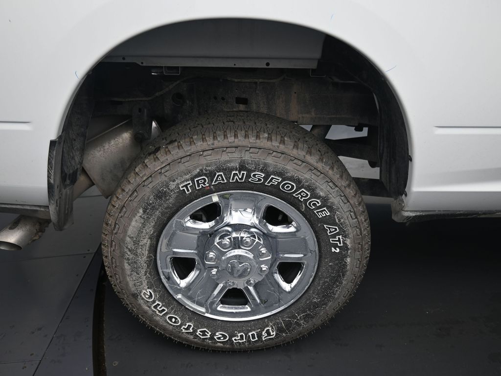 2026 Ram 2500 Tradesman photo 2