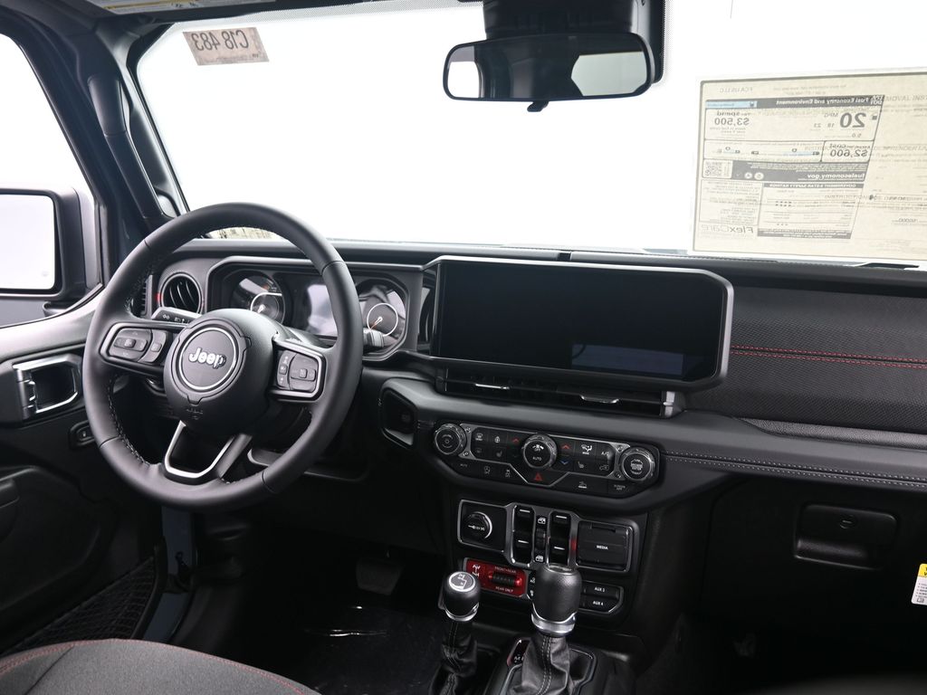2025 Jeep Wrangler Rubicon photo 3