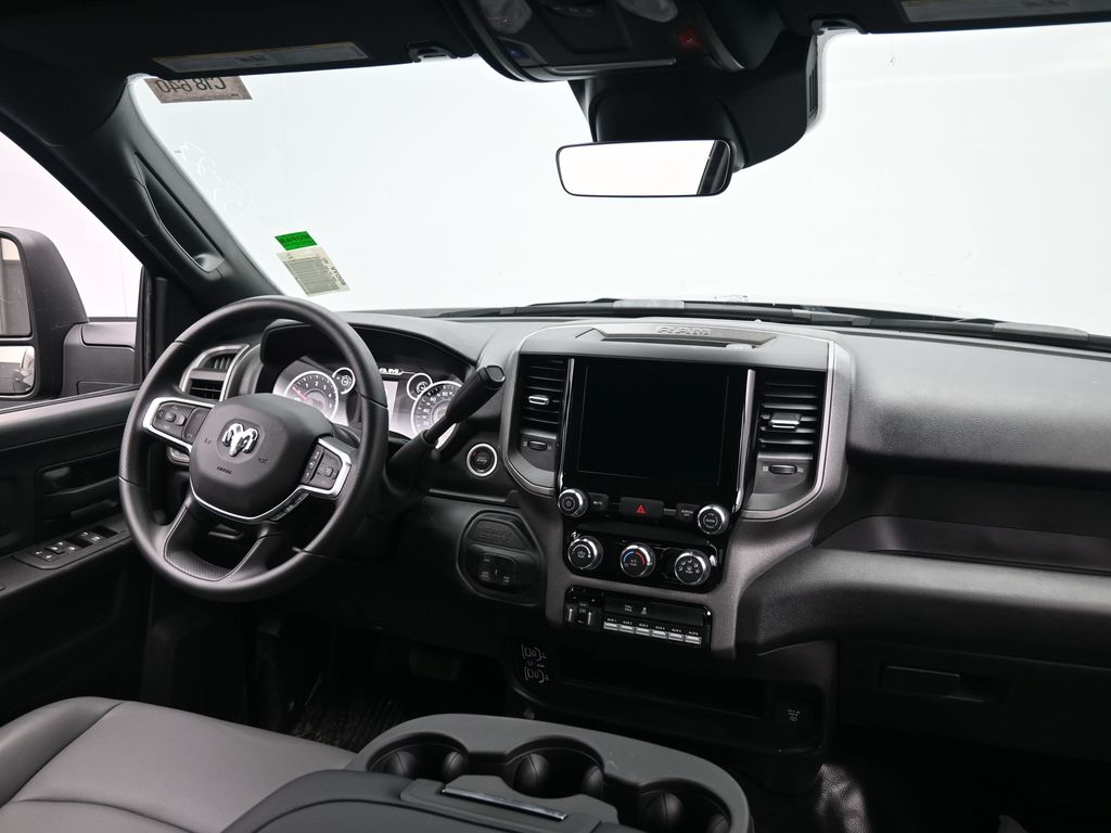 2026 Ram 2500 Tradesman photo 3