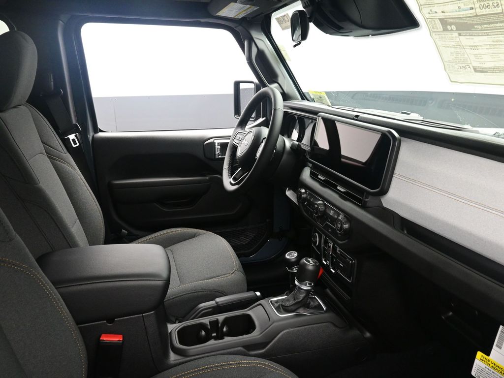 2025 Jeep Wrangler Sport S photo 4