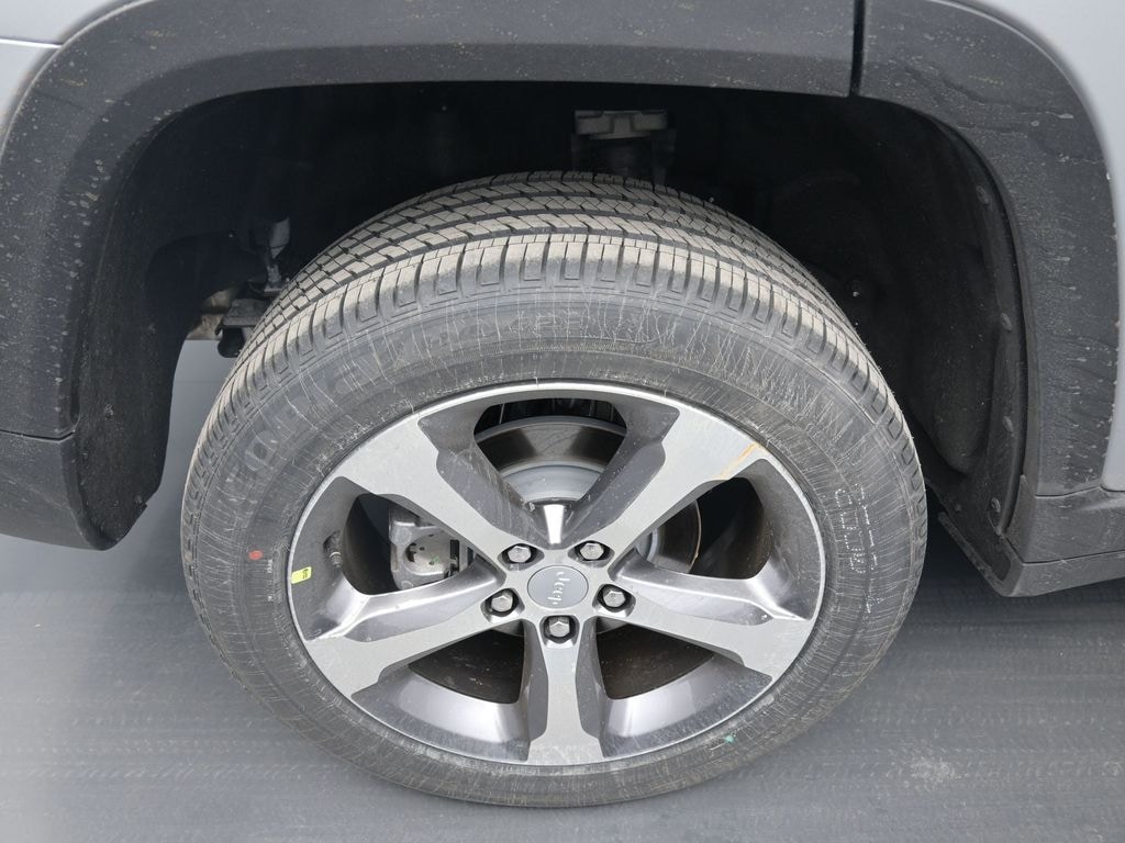 New 2026 Jeep Grand Cherokee Limited Sport Utility