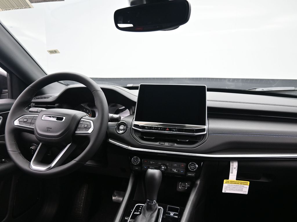 2026 Jeep Compass Limited Altitude photo 3