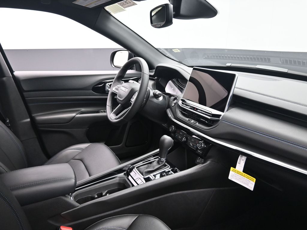 2026 Jeep Compass Limited Altitude photo 4