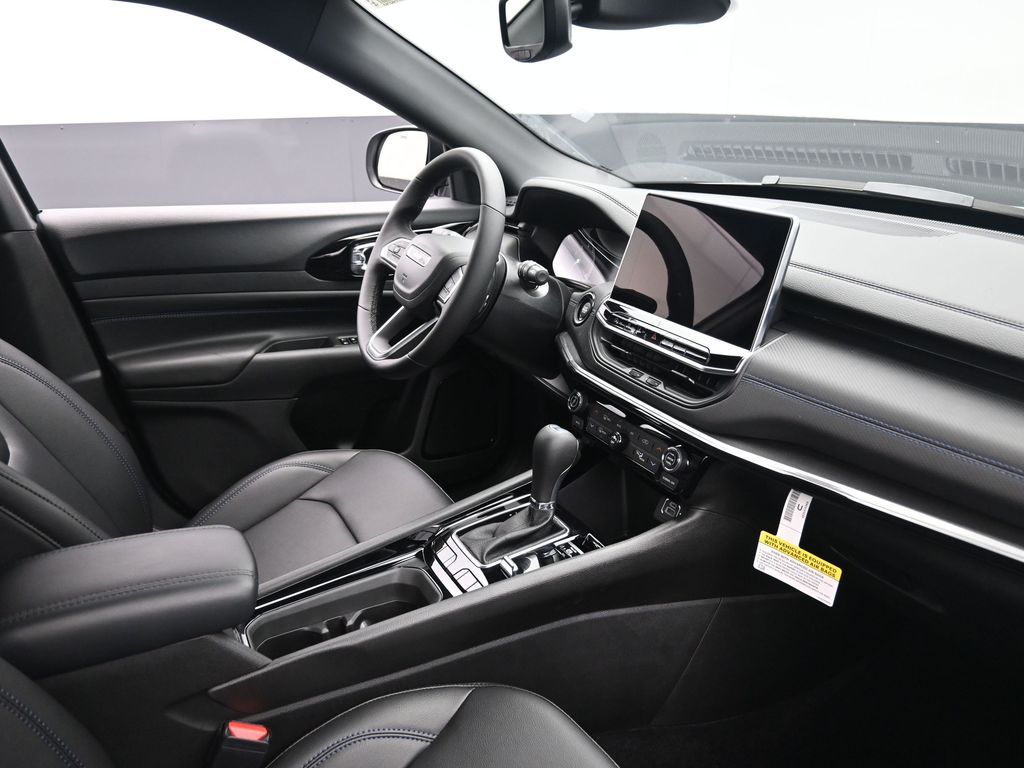 2026 Jeep Compass Limited Altitude photo 3